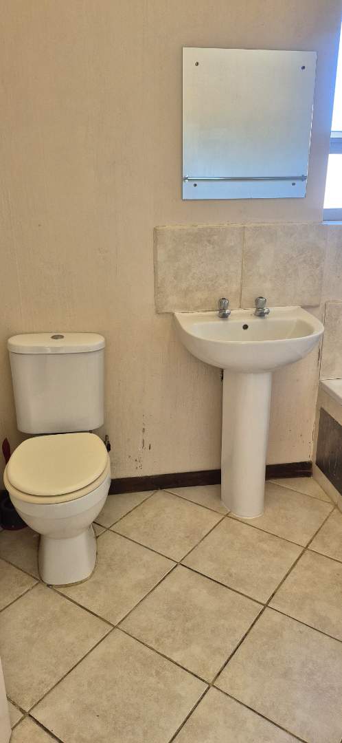 2 Bedroom Property for Sale in Beacon Bay Eastern Cape